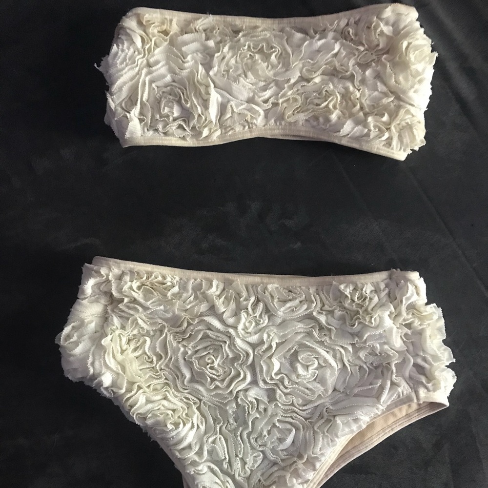 American Apparel 3D flower print bikini